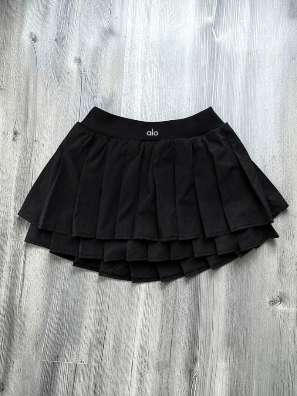 Alo Yoga Double or Nothing Skirt Black NWT msrp $108